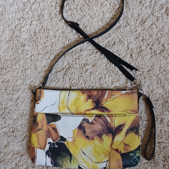 REED Modern American Luxury Floral Crossbody Wristlet Purse - Picture 4 of 8